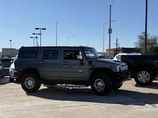 2005 Hummer H2 Base