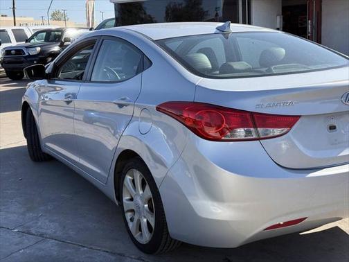 2011 Hyundai ELANTRA Limited