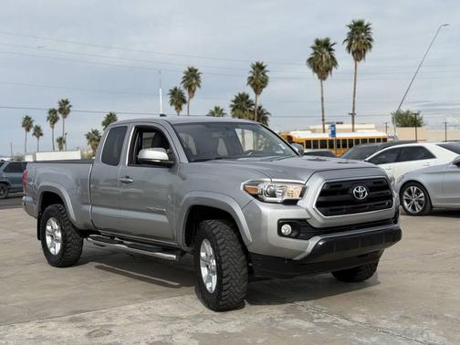 2016 Toyota Tacoma SR5