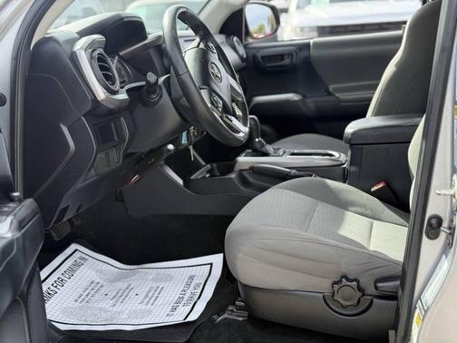 2016 Toyota Tacoma SR5