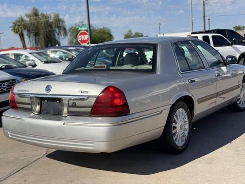 2009 Mercury Grand Marquis LS