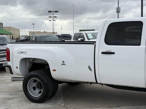 2009 Chevrolet Silverado 3500 LT Crew Cab