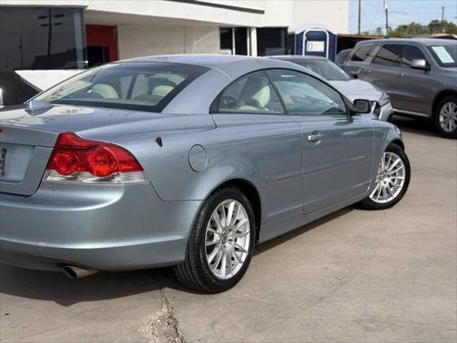 2007 Volvo C70 T5