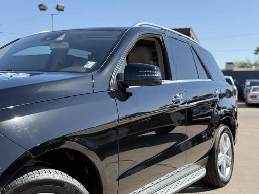 Black 2014 Mercedes-Benz M-Class 4MATIC