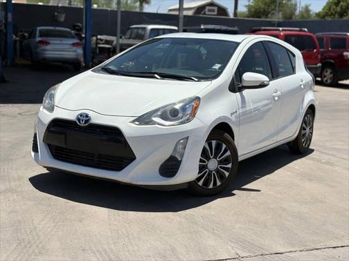 2016 Toyota Prius c Two