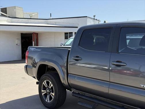 2017 Toyota Tacoma TRD Sport