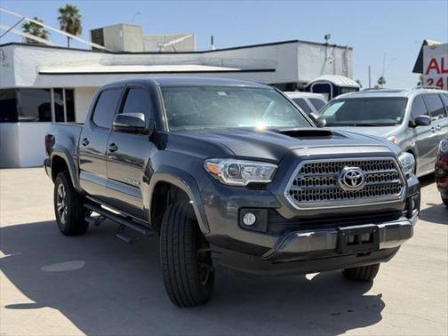 2017 Toyota Tacoma TRD Sport