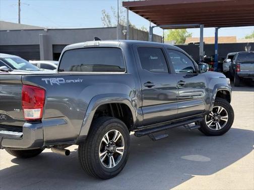2017 Toyota Tacoma TRD Sport