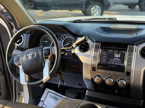 2015 Toyota Tundra SR5