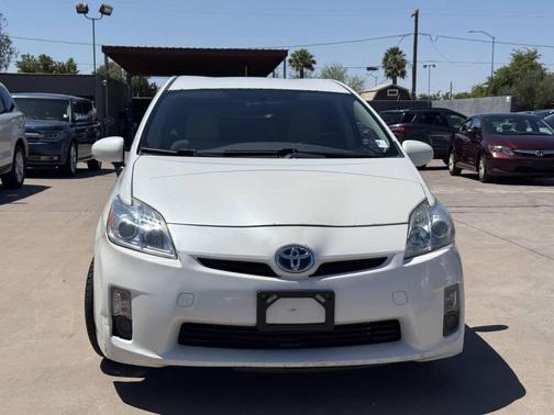 White 2010 Toyota Prius III