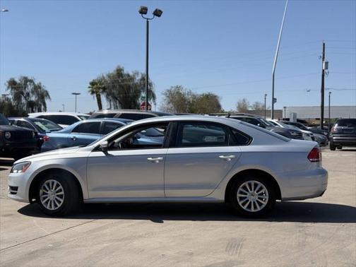 2014 Volkswagen Passat 1.8T S