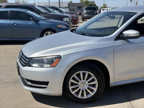 2014 Volkswagen Passat 1.8T S
