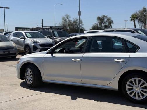 2014 Volkswagen Passat 1.8T S