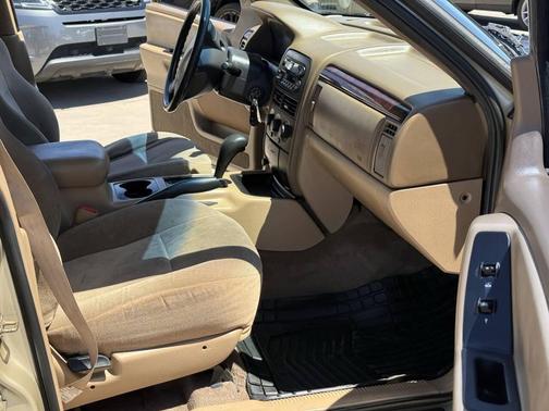 2000 Jeep Grand Cherokee Laredo
