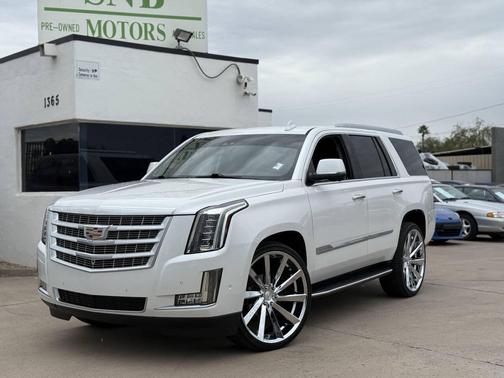2020 Cadillac Escalade Luxury