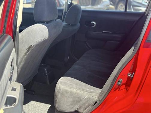 2009 Nissan Versa 1.8 SL