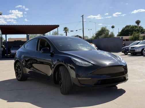 2021 Tesla Model Y Long Range Dual Motor All-Wheel Drive