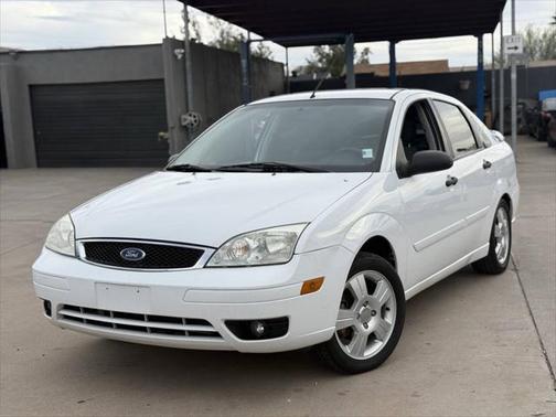2006 Ford Focus ZX4 S