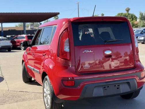 2013 Kia Soul +