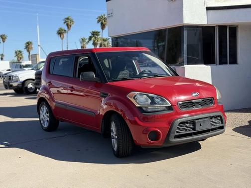 2013 Kia Soul +