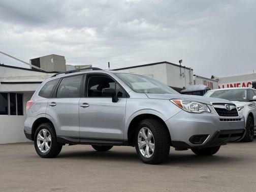 2015 Subaru Forester 2.5i