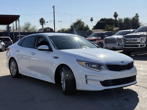 2018 Kia Optima LX