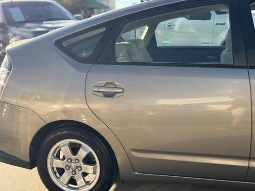 2005 Toyota Prius Base