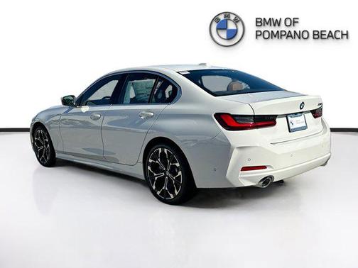 2026 BMW 330 i