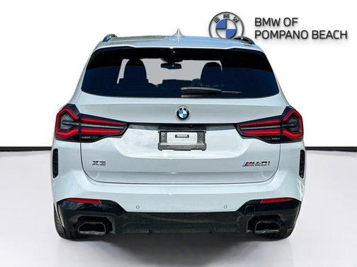 2023 BMW X3 M40i