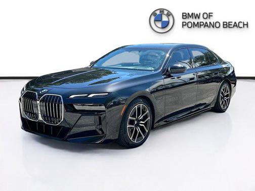 2024 BMW 750e i xDrive
