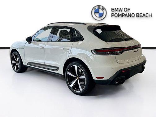 2023 Porsche Macan T