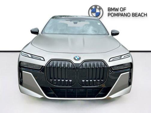 Black Sapphire Metallic 2025 BMW 760 xDrive