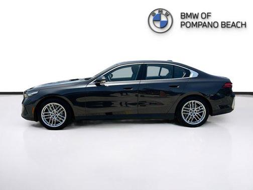 2025 BMW 530 i