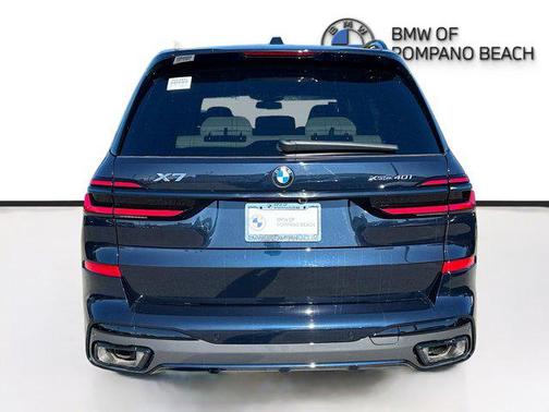 2026 BMW X7 xDrive40i