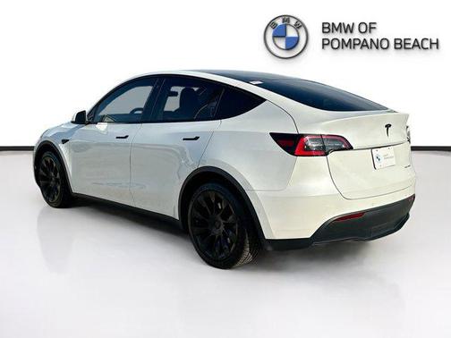 2021 Tesla Model Y Long Range Dual Motor All-Wheel Drive