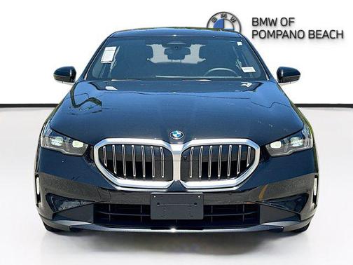 2025 BMW 530 i