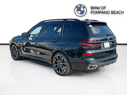 2026 BMW X7 M60i
