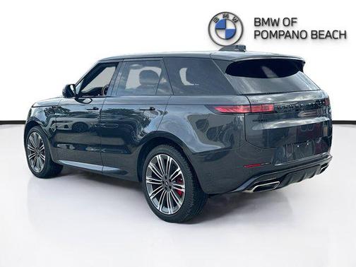 2023 Land Rover Range Rover Sport SE