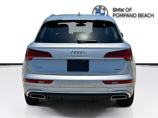 2022 Audi Q5 45 S line Premium Plus