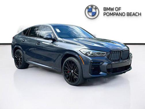 2022 BMW X6 M50i