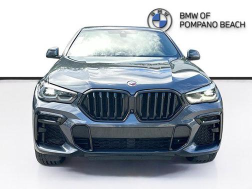 2022 BMW X6 M50i