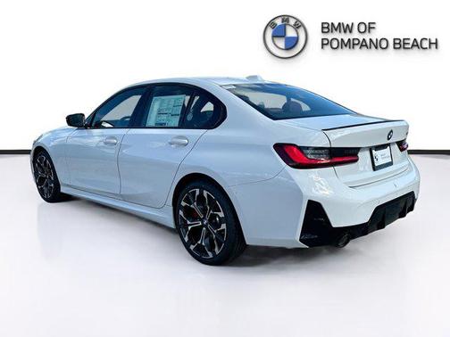 2026 BMW 330 i
