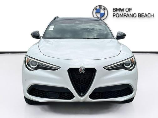 Alfa White 2022 Alfa Romeo Stelvio Ti