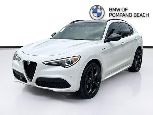 Alfa White 2022 Alfa Romeo Stelvio Ti