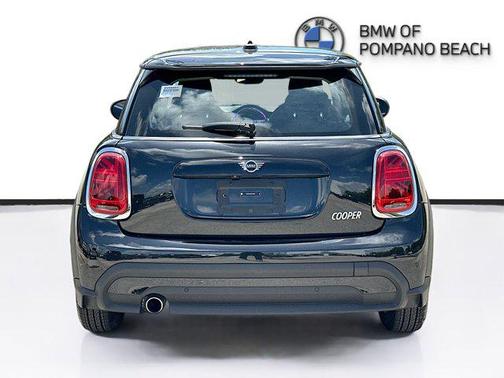 2024 MINI Hardtop Cooper