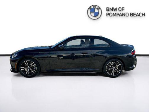 2023 BMW 230 i