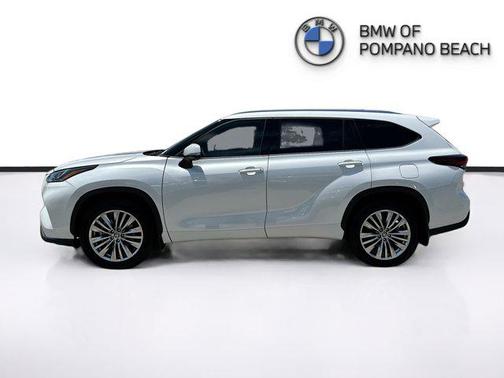 2024 Toyota Highlander Platinum