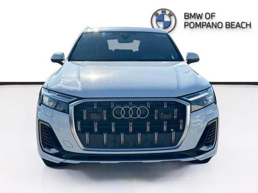 2025 Audi Q7 45 Premium