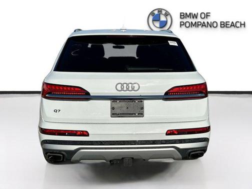 2025 Audi Q7 45 Premium