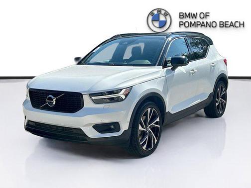 2019 Volvo XC40 T5 R-Design